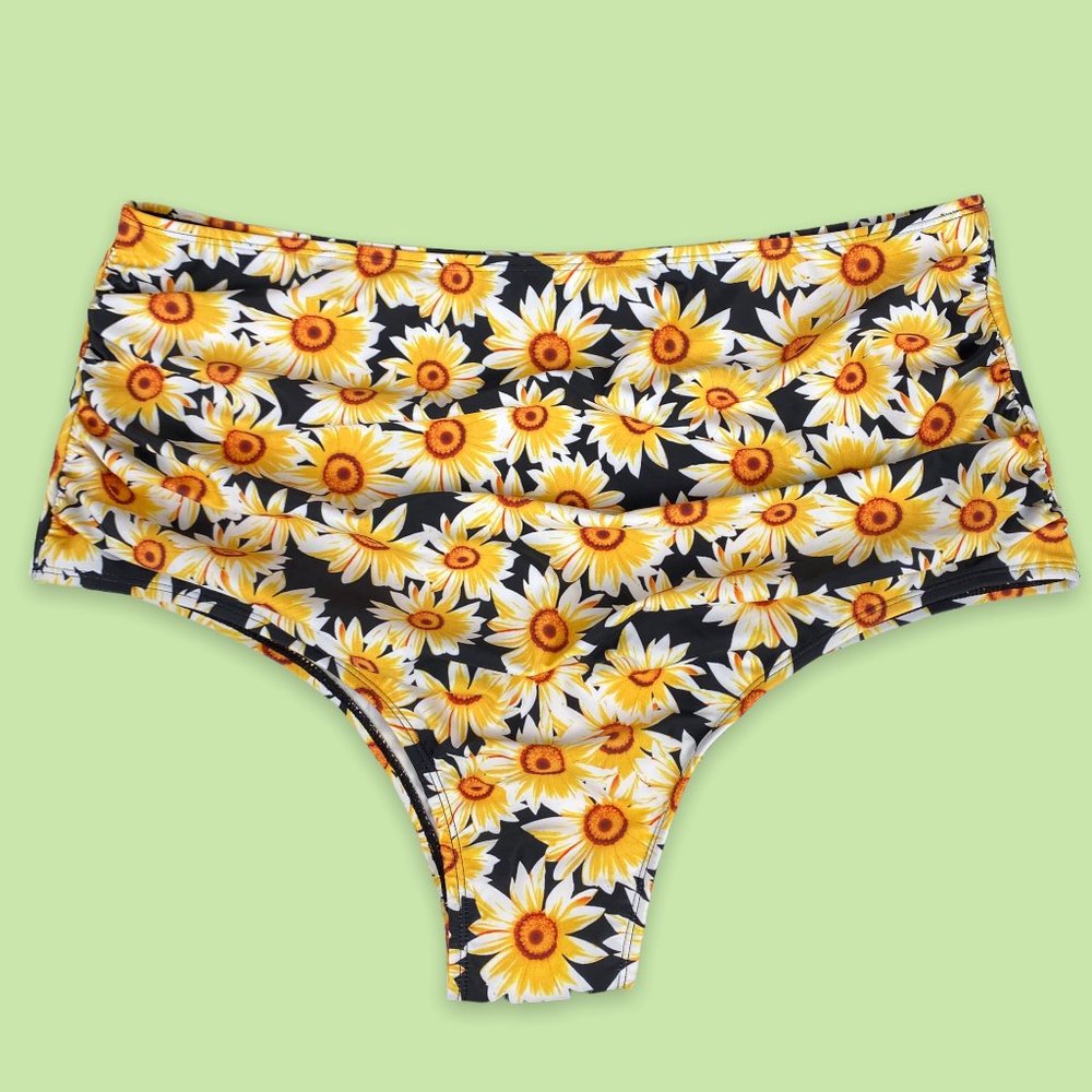 NWOT LemonFish XL Sunflower Print Ruched High-Waisted Bikini Bottom